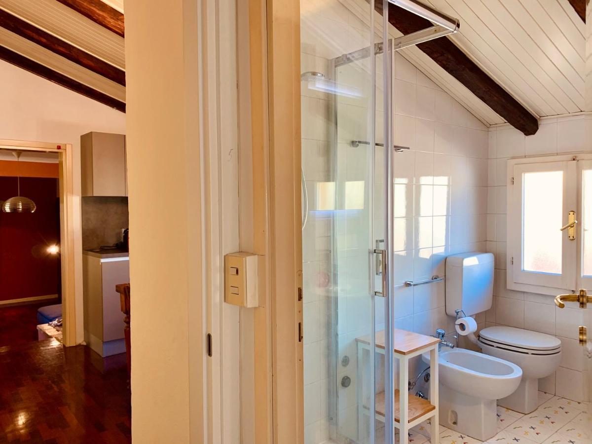 Apartamento House Of Chariot - In The Heart Of Bolonia Exterior foto