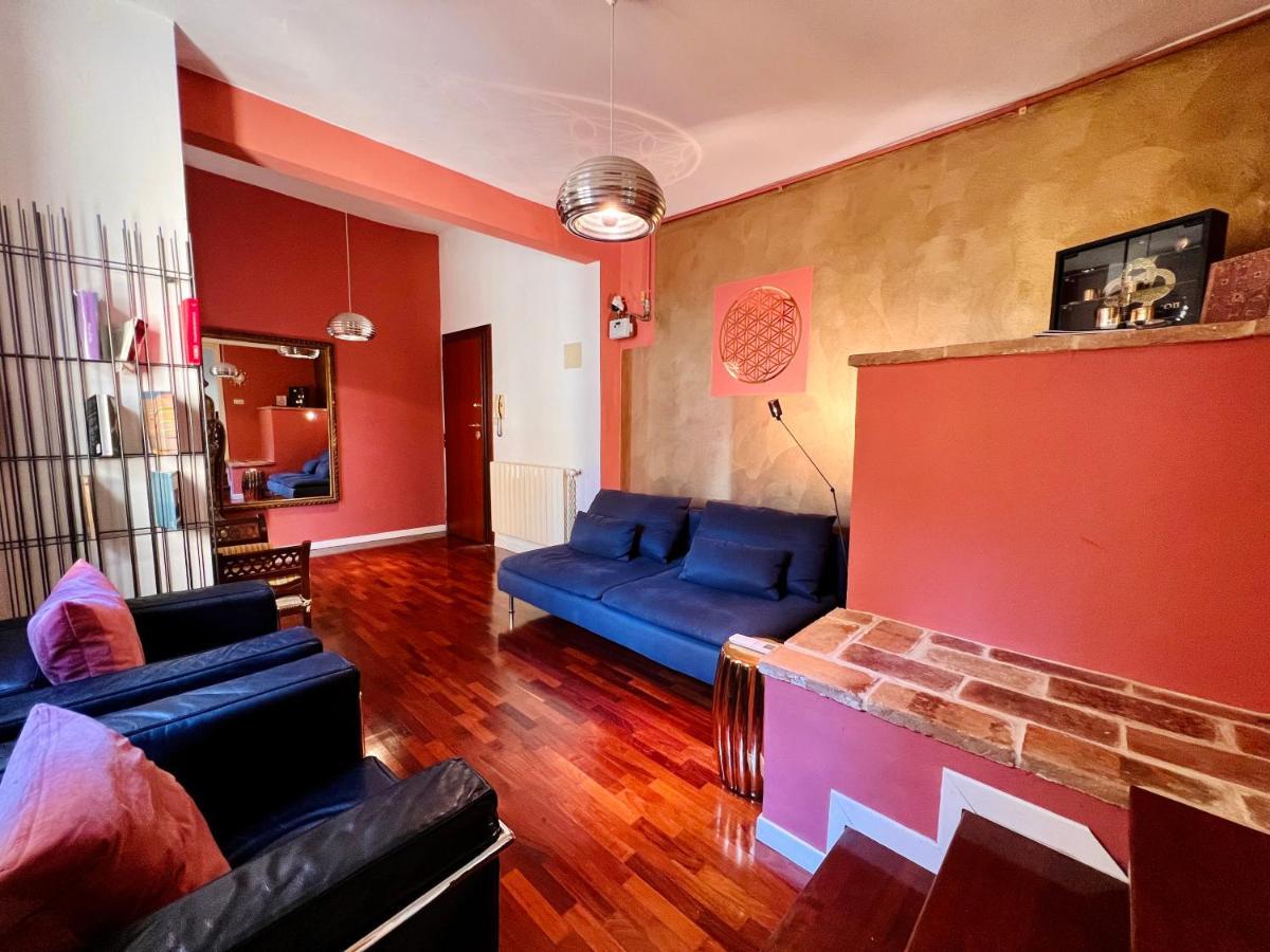 Apartamento House Of Chariot - In The Heart Of Bolonia Exterior foto